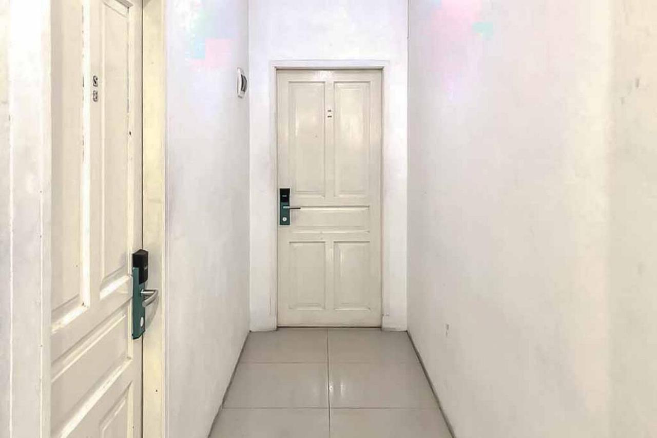 Ancol Homestay Джакарта Екстериор снимка