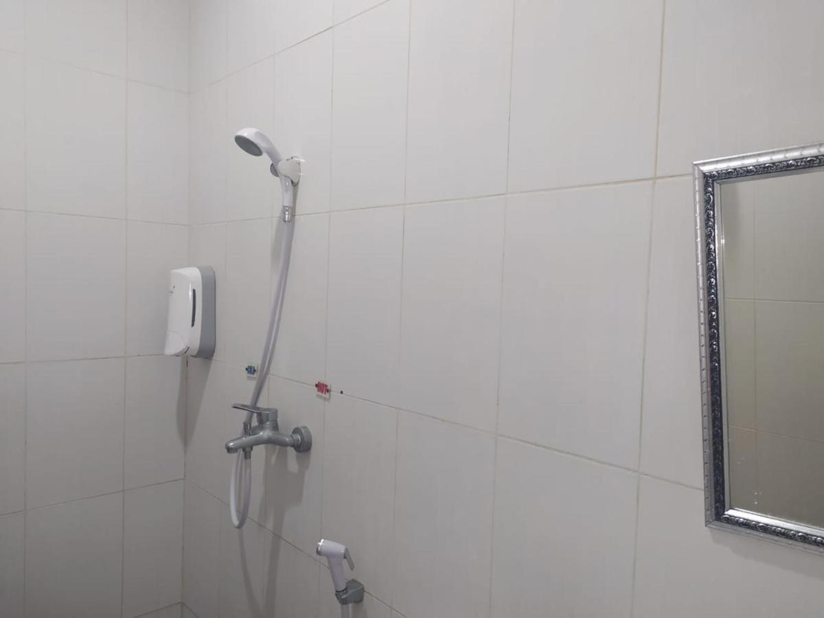 Ancol Homestay Джакарта Екстериор снимка